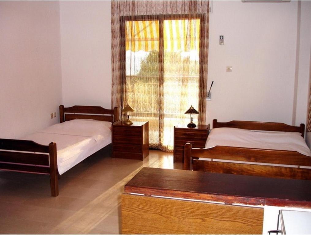 Aparthotel Filoxenia Nea Iraklia Zimmer foto
